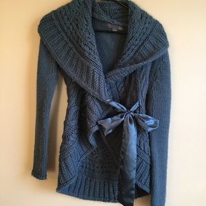 XXI sweater